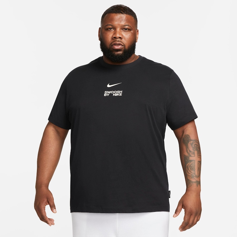 Camiseta Nike Sportswear Masculina - Foto 8