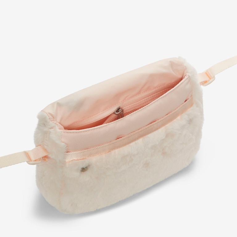 Bolsa Nike Sportswear Futura 365 Feminina - Foto 5