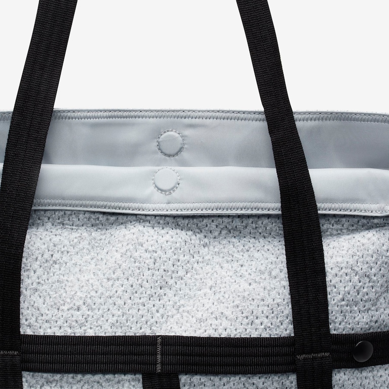 Bolsa Nike Sportswear Forward Feminina - Foto 7