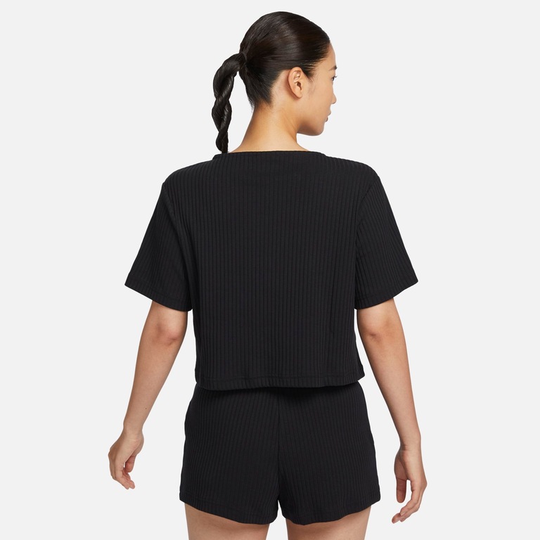 Camiseta Nike Sportswear Feminina - Foto 2