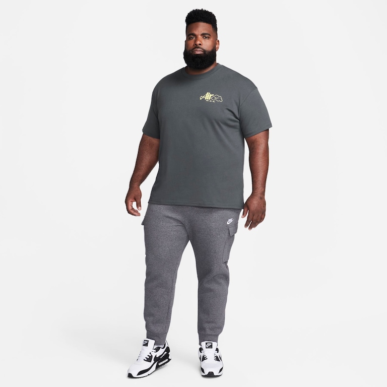 Camiseta Nike Sportswear M90 Masculina - Foto 12