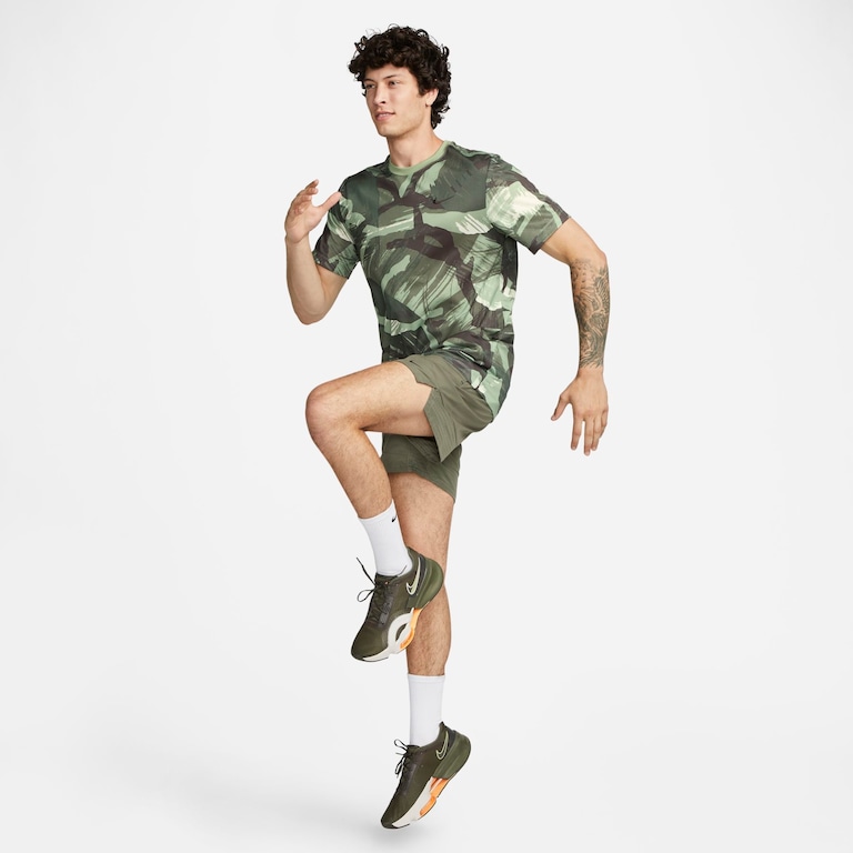 Camiseta Nike Camo Dri-FIT Legend Masculina - Foto 5