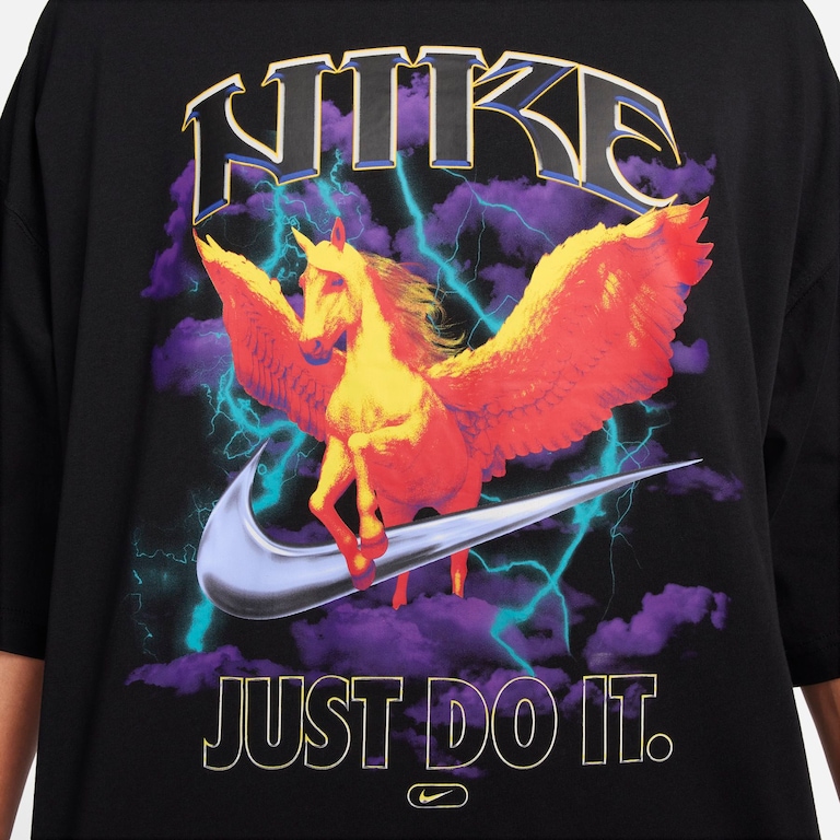 Camiseta Nike Sportswear Masculina - Foto 4