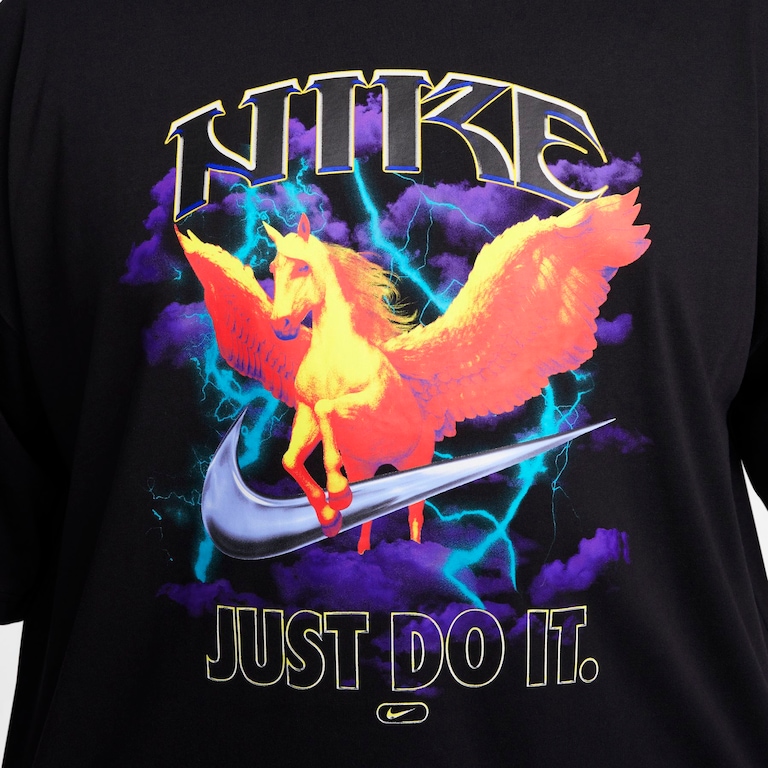 Camiseta Nike Sportswear Masculina - Foto 9