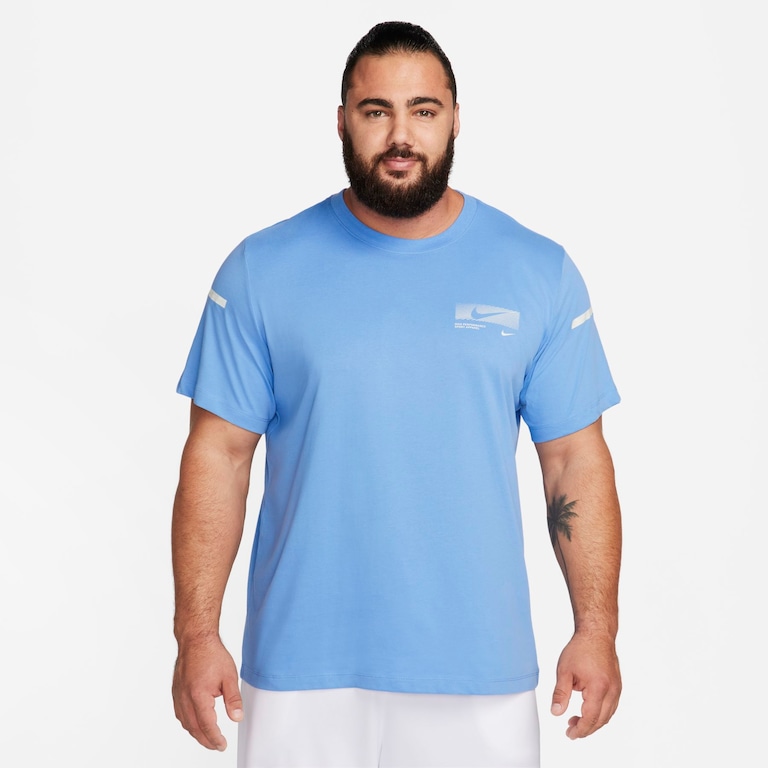 Camiseta Nike Dri-FIT Flash Masculina - Foto 7