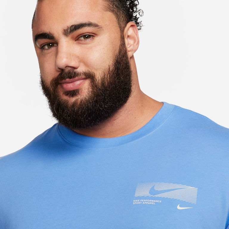 Camiseta Nike Dri-FIT Flash Masculina - Foto 9
