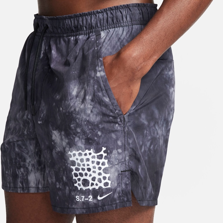 Shorts Nike Studio '72 Unlimited Masculino - Foto 4