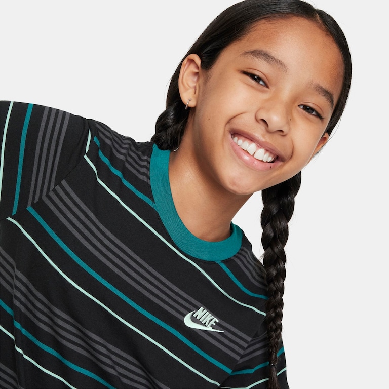 Camiseta Nike Sportswear Infantil - Foto 3