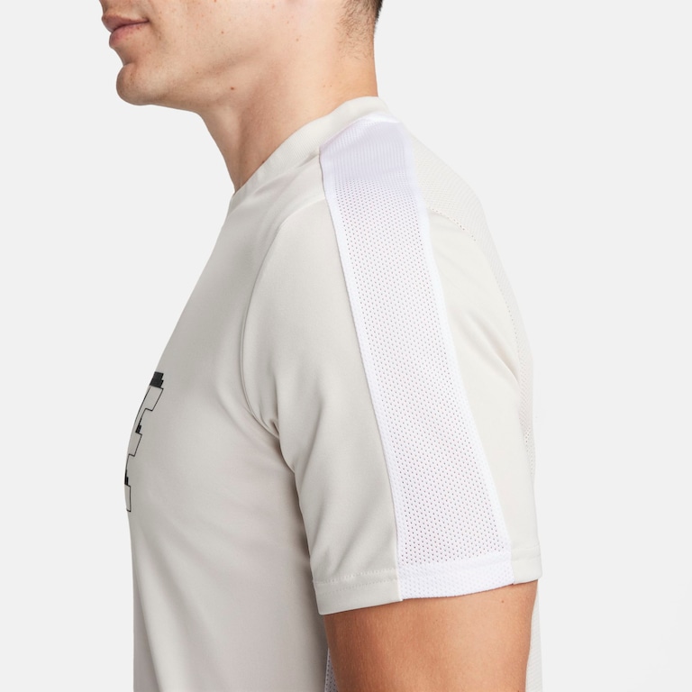 Camiseta Nike Dri-FIT Academy 23 Masculina - Foto 4