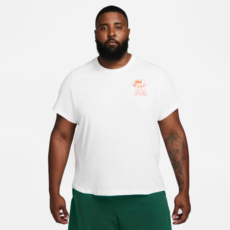 Camiseta Nike Sportswear Masculina - Foto 7