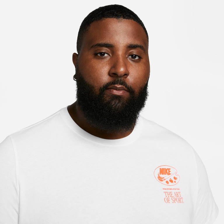 Camiseta Nike Sportswear Masculina - Foto 9