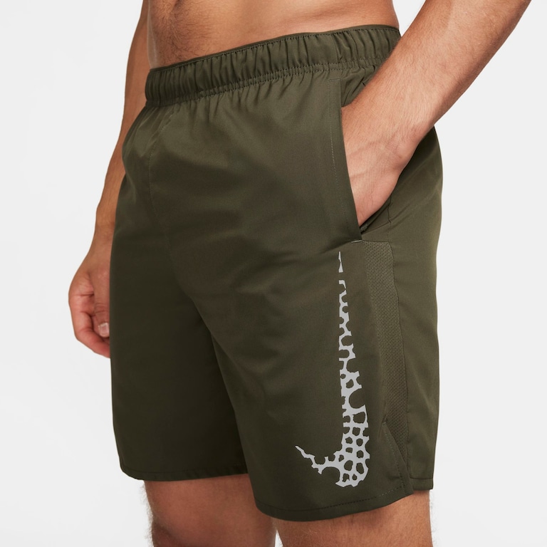 Shorts Nike Challenger Masculino - Foto 6