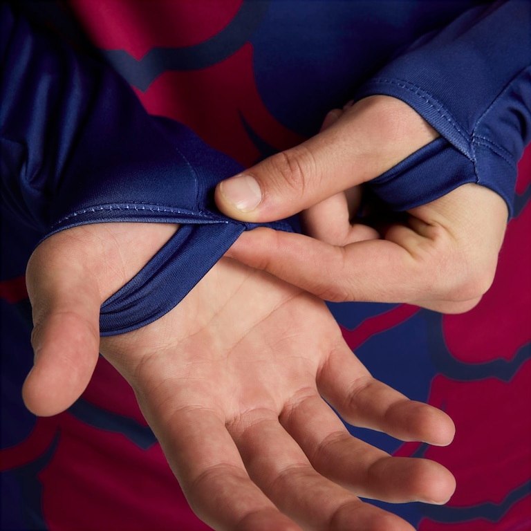 Camiseta Nike Barcelona Strike Masculina - Foto 6