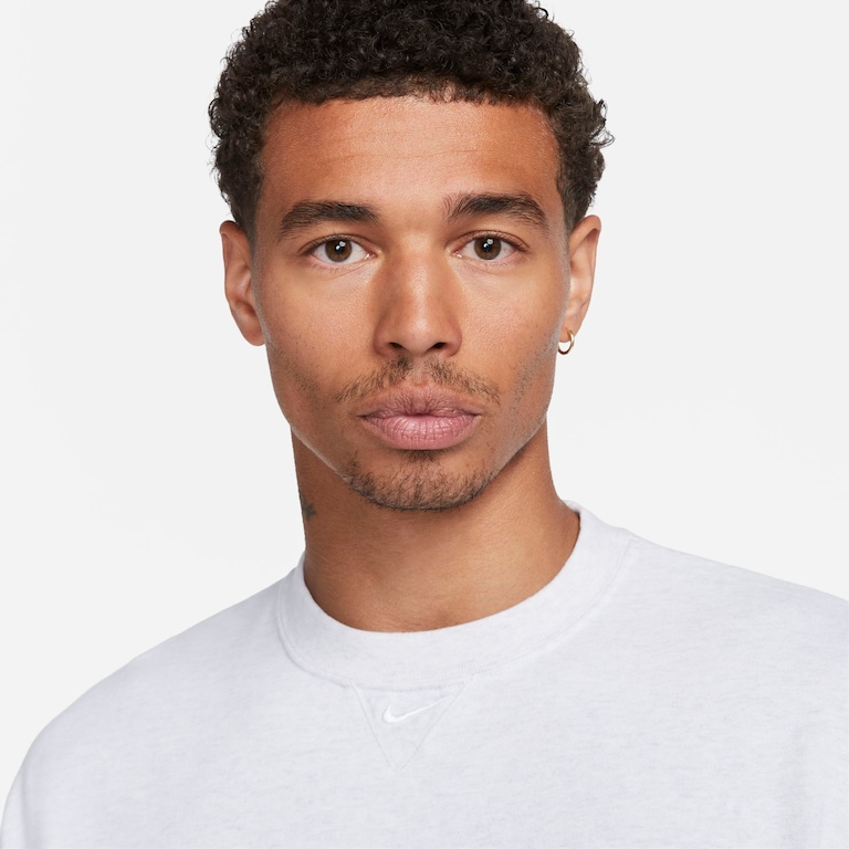 Camiseta Nike Solo Swoosh Masculina - Foto 3