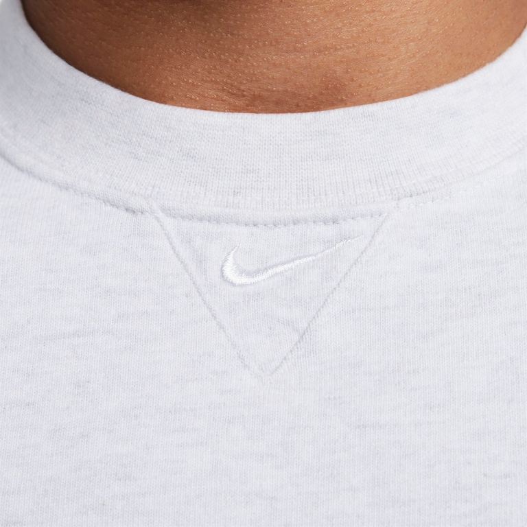 Camiseta Nike Solo Swoosh Masculina - Foto 4