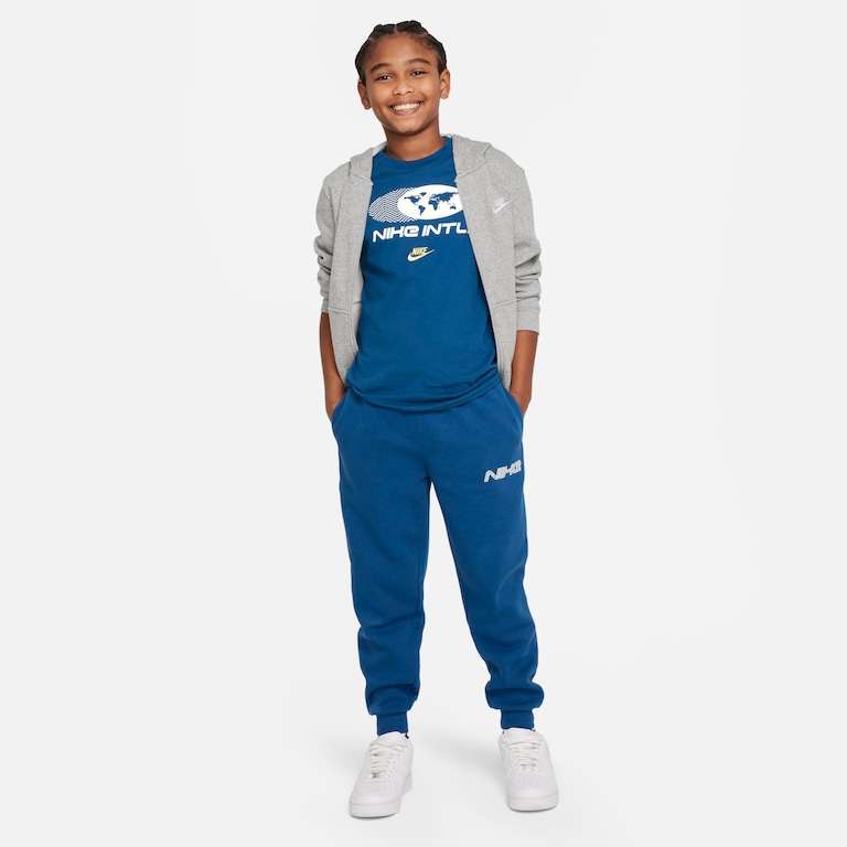 Camiseta Nike Sportswear Amplify Infantil - Foto 4