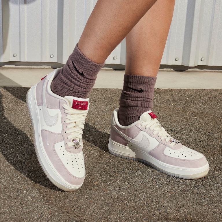 Tênis Nike Air Force 1 '07 Feminino - Foto 2