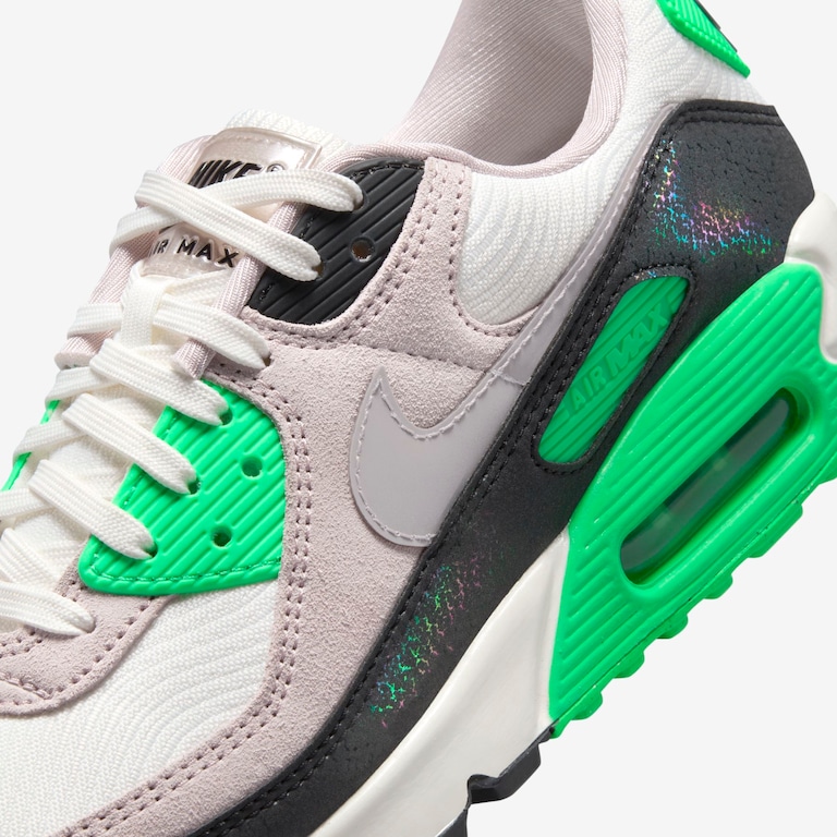 Tênis Nike Air Max 90 Feminino - Foto 10