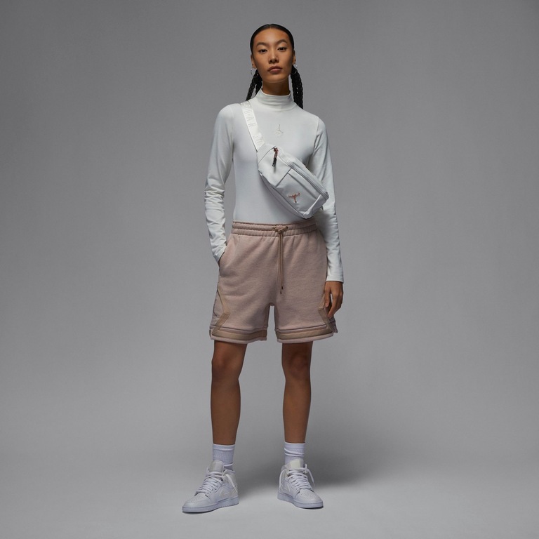 Shorts Jordan Flight Fleece Diamond Feminino - Foto 7