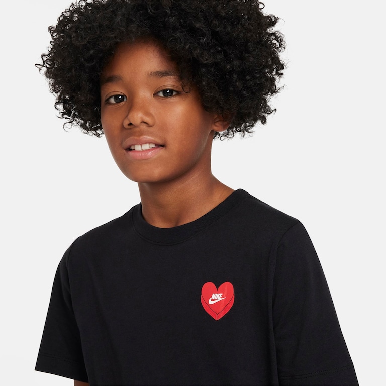 Camiseta Nike Sportswear Heart Infantil - Foto 3