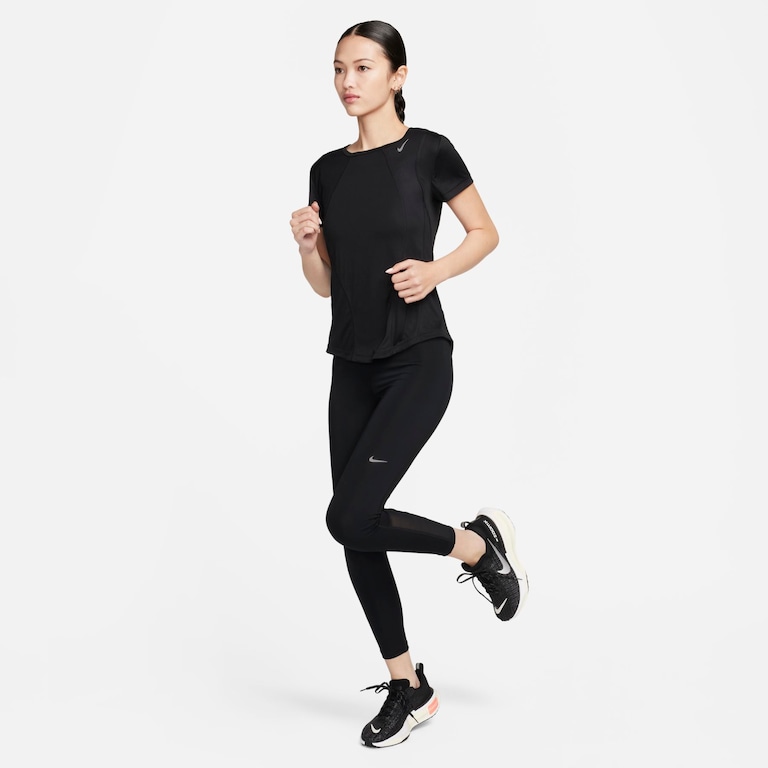 Camiseta Nike Dri-FIT Fast Feminina - Foto 5