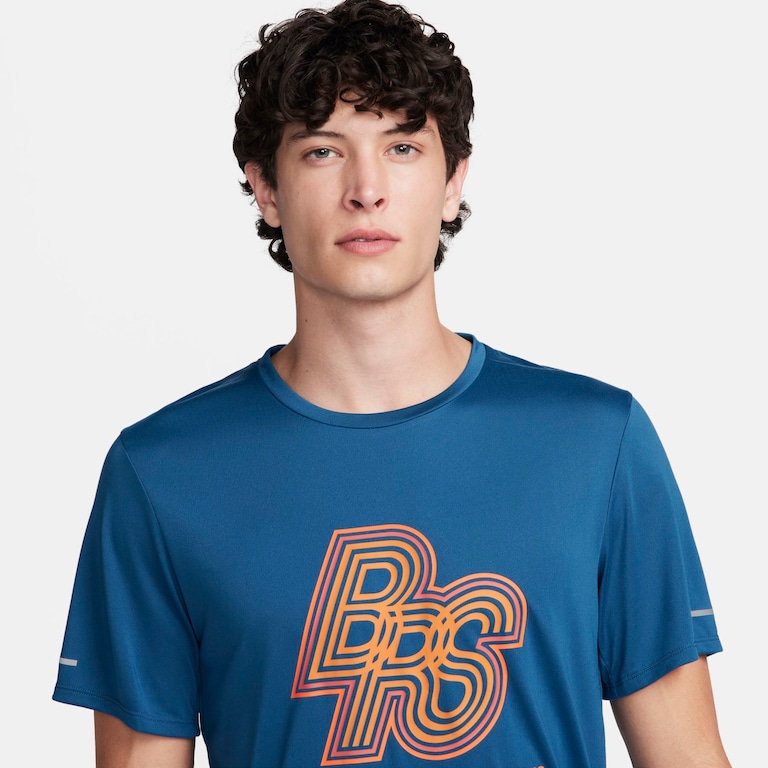 Camiseta Nike Run Energy Masculina - Foto 3