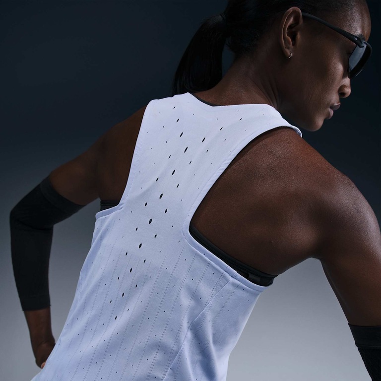 Regata Nike Dri-Fit ADV AeroSwift Feminina - Foto 2