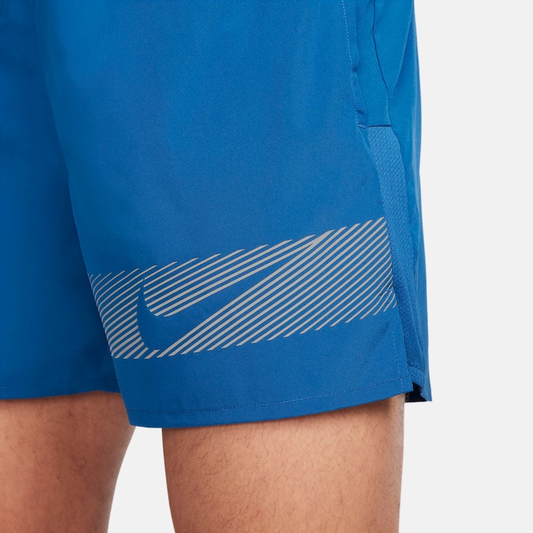 Shorts Nike Challenger Masculino - Foto 9