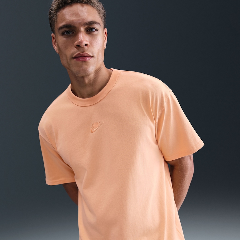 Camiseta Nike Sportswear Premium Essentials Masculina - Foto 1
