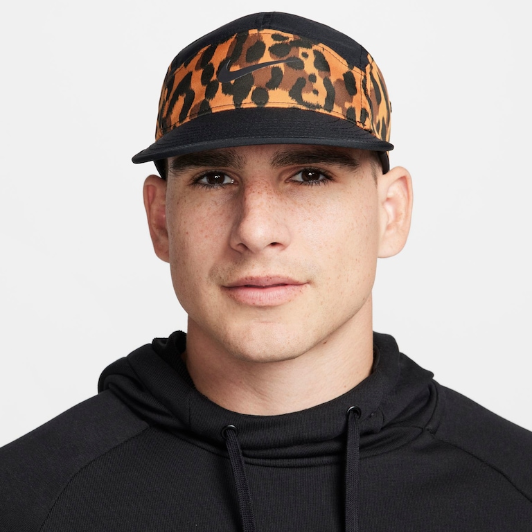 Boné Nike Dri-FIT Club Animal Unissex - Foto 1