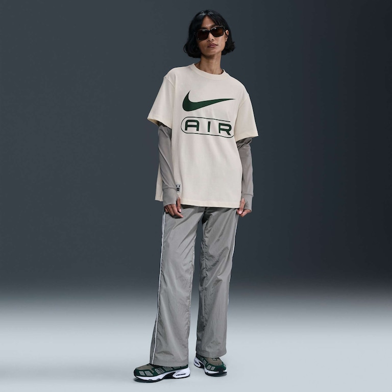 Camiseta Nike Sportswear Air Feminina - Foto 4