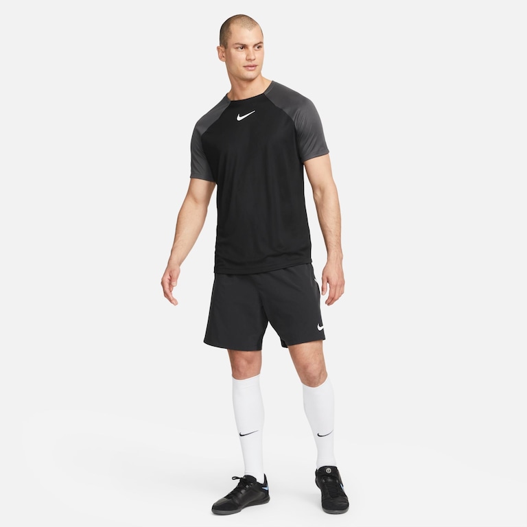 Camiseta Nike Dri-FIT Academy Pro Masculina - Foto 4