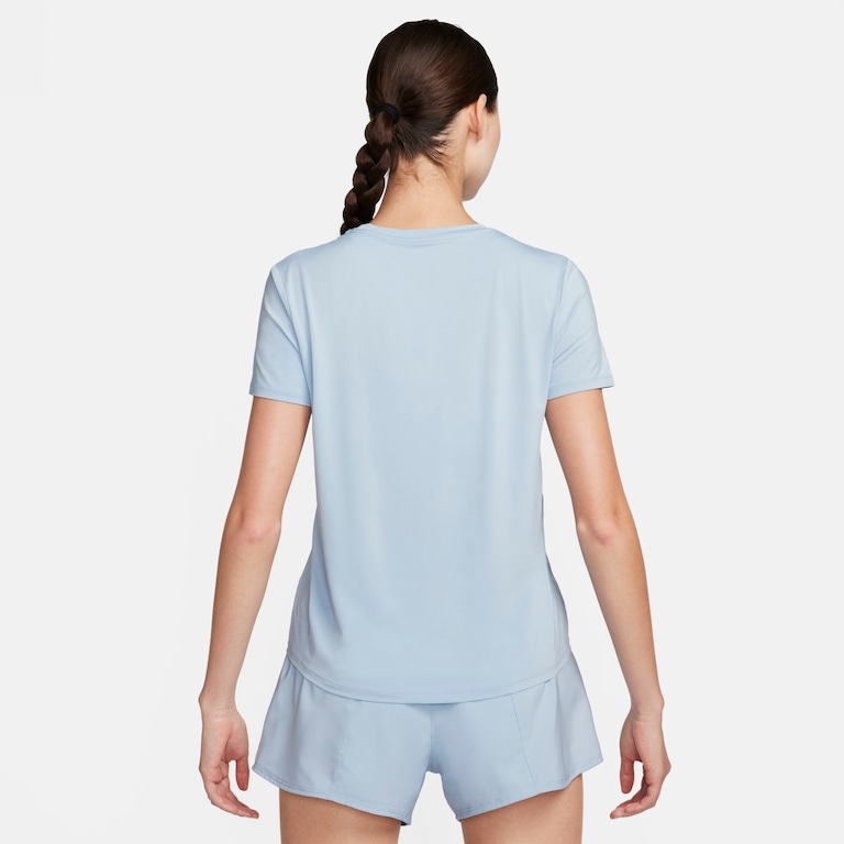 Camiseta Nike Dri-FIT One Feminina - Foto 2