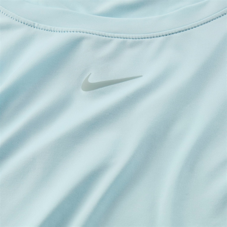 Camiseta Nike Dri-FIT One Feminina - Foto 6