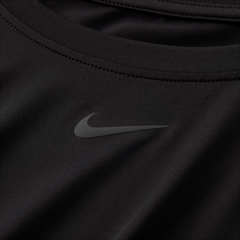 Camiseta Nike Dri-FIT One Feminina - Foto 6