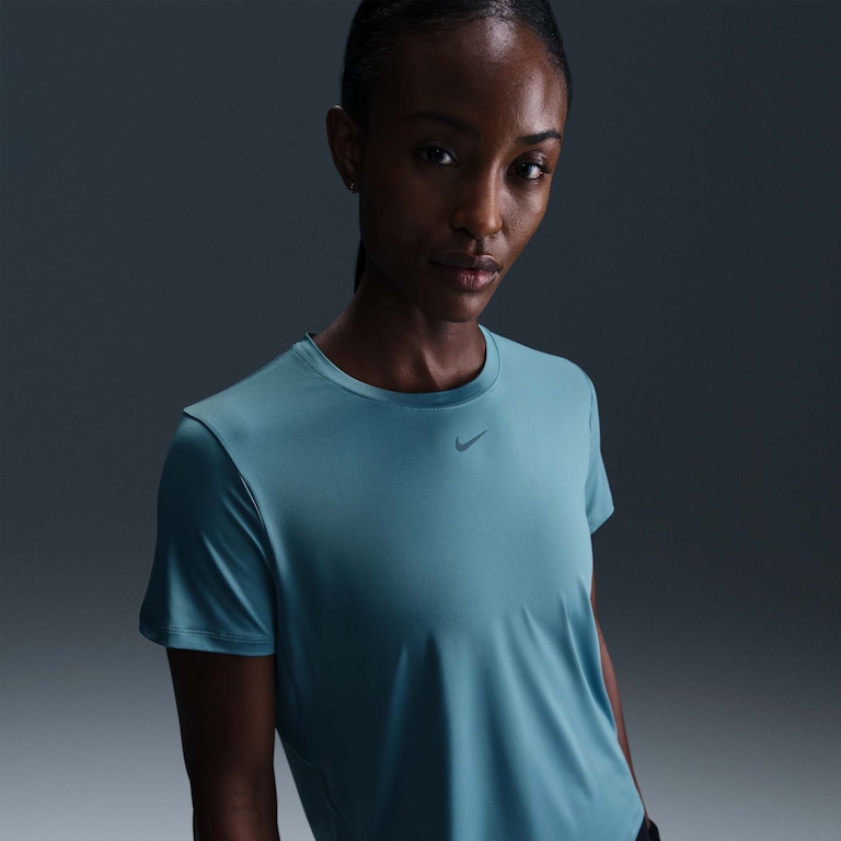 Camiseta Nike Dri-FIT One Feminina - Foto 1