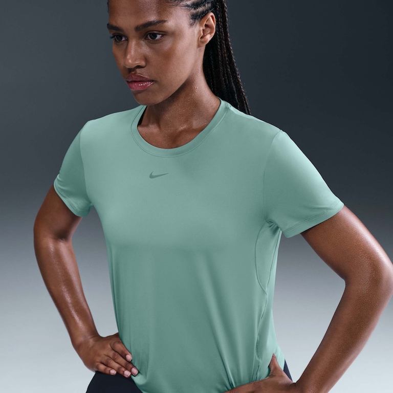 Camiseta Nike Dri-FIT One Feminina - Foto 3