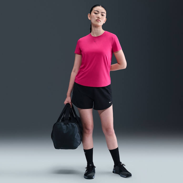 Camiseta Nike Dri-FIT One Feminina - Foto 4