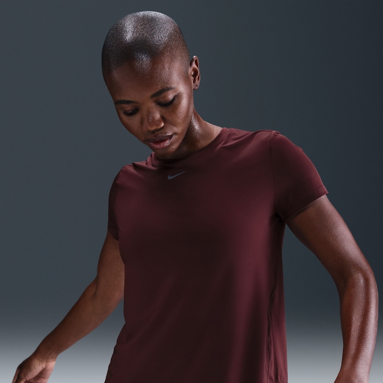 Camiseta Nike Dri-FIT One Feminina - Foto 3