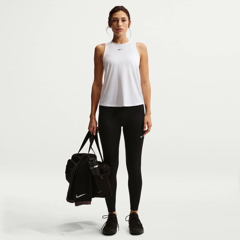 Regata Nike Dri-FIT One Feminina - Foto 4