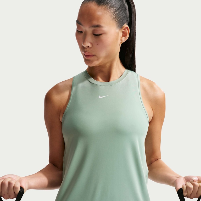 Regata Nike Dri-FIT One Feminina - Foto 1