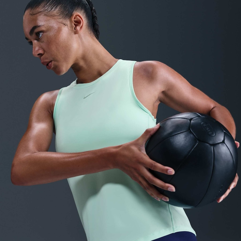 Regata Nike Dri-FIT One Feminina - Foto 3