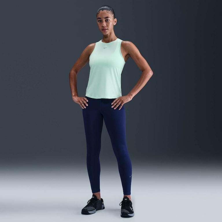 Regata Nike Dri-FIT One Feminina - Foto 4