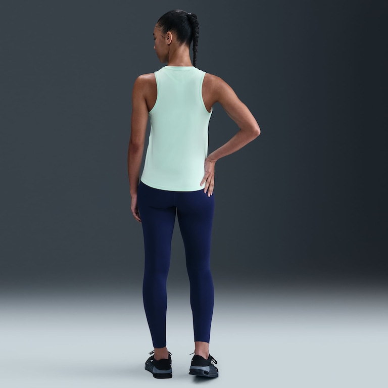 Regata Nike Dri-FIT One Feminina - Foto 5