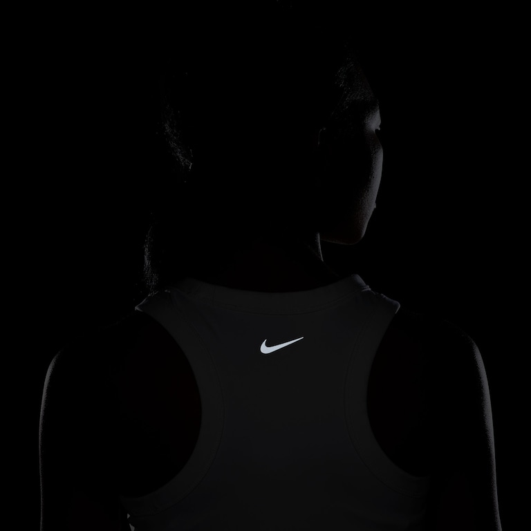 Regata Nike Dri-FIT One Cropped Feminina - Foto 7