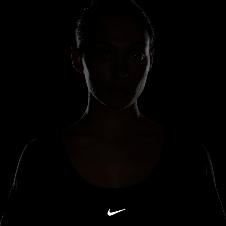 Camiseta Nike Dri-FIT One Cropped Feminina - Foto 7