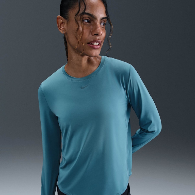 Camiseta Nike Dri-FIT One Feminina - Foto 1