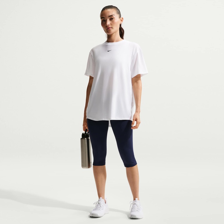 Camiseta Nike Dri-FIT One Feminina - Foto 4