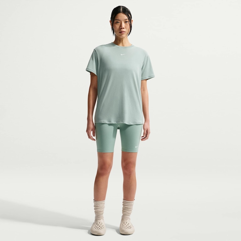 Camiseta Nike Dri-FIT One Feminina - Foto 4