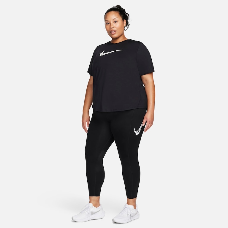 Plus Size - Legging Nike Fast Feminina - Foto 7